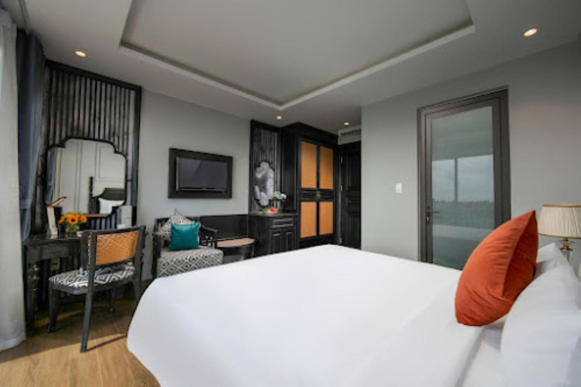 Serene Nature Hotel & Spa ホイアン エクステリア 写真